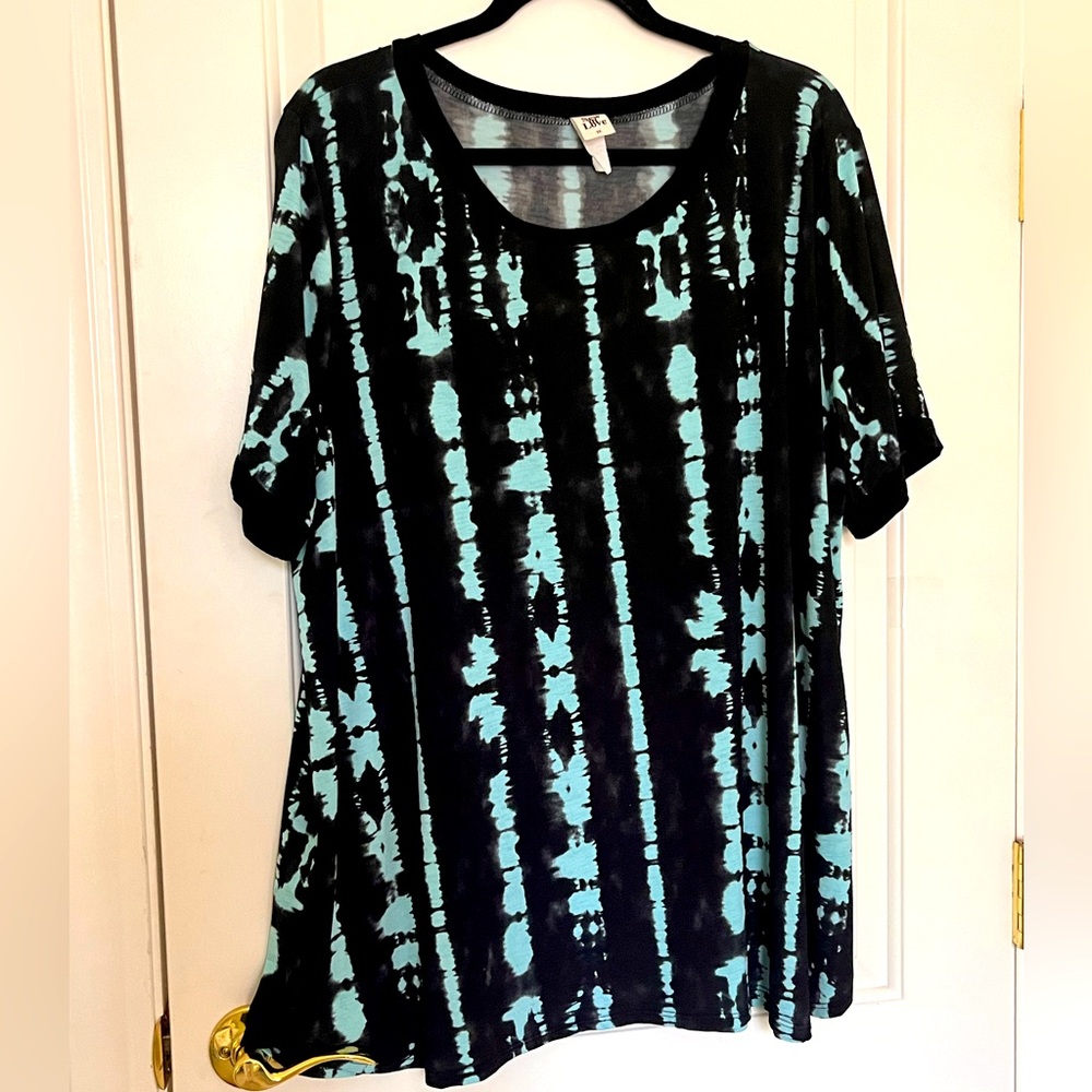 Sew In Love  Black & Blue Tie-Dye Women's Top size 3x